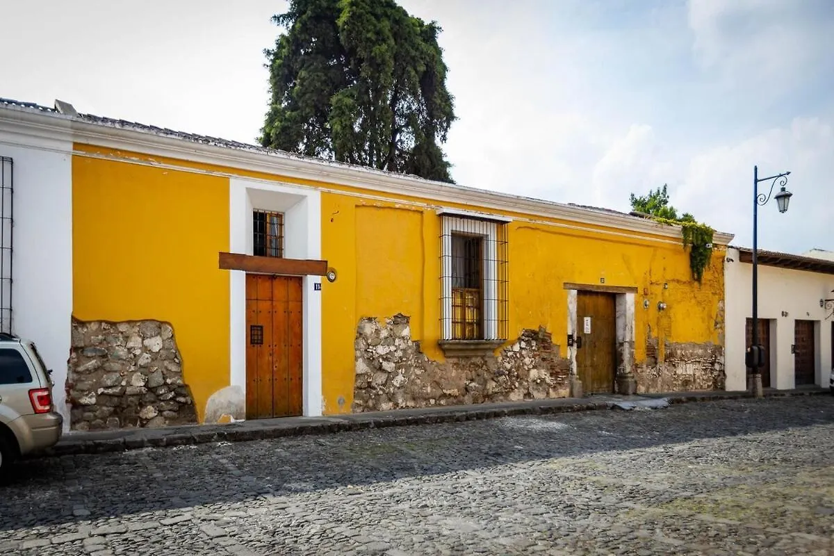 El Solar Apartamentos Antigua