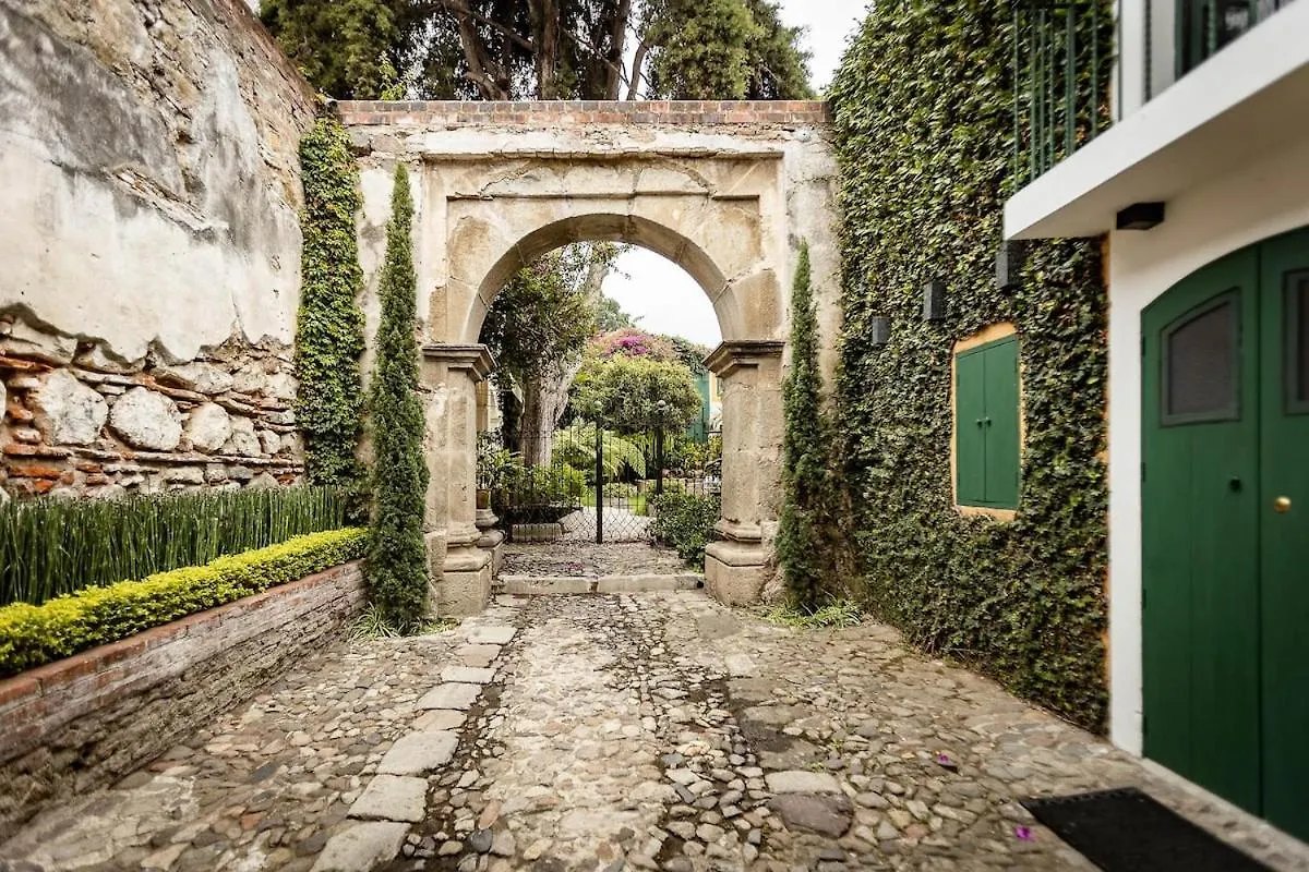 El Solar Apartamentos Antigua