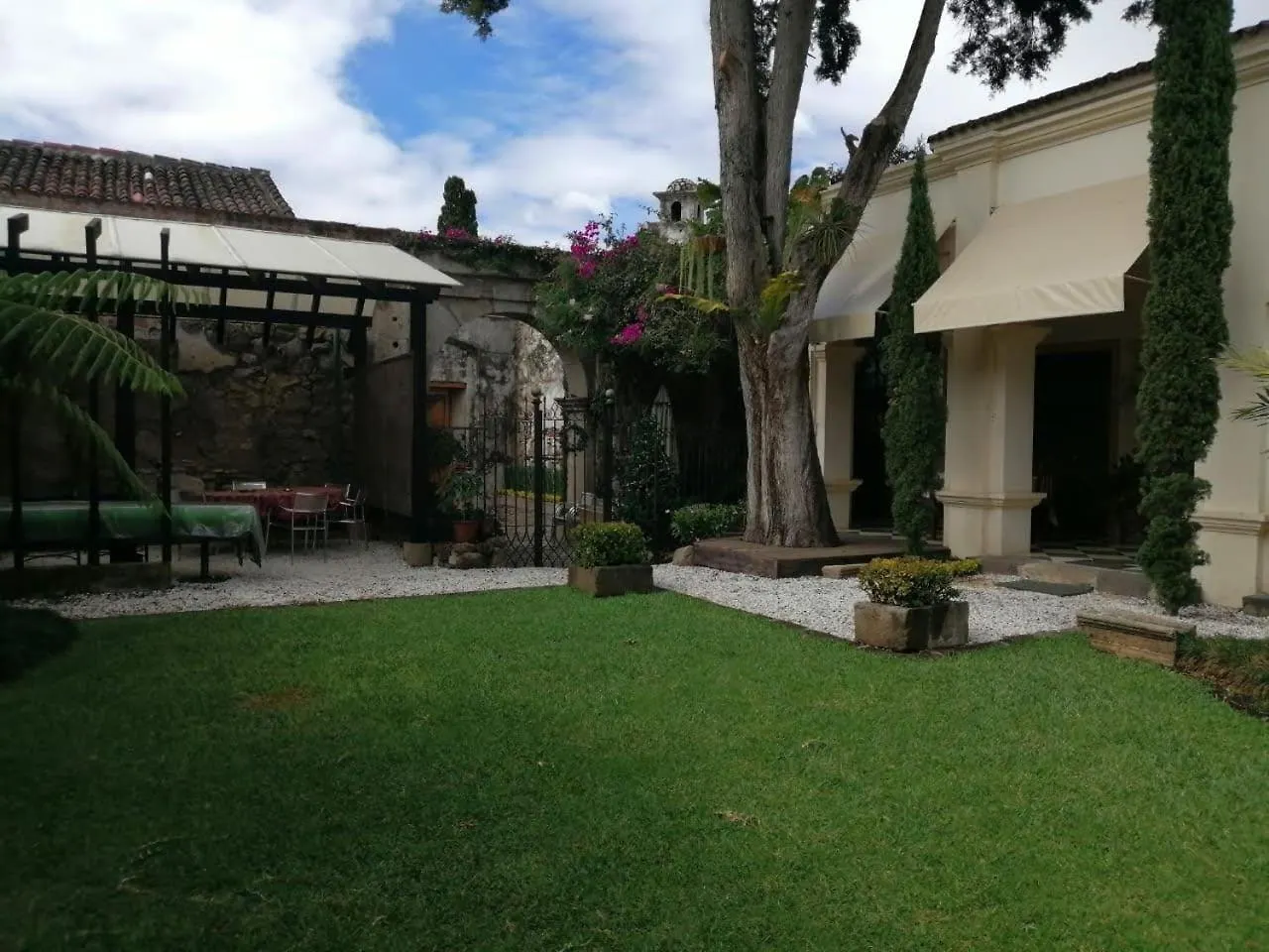 El Solar Apartamentos Antigua